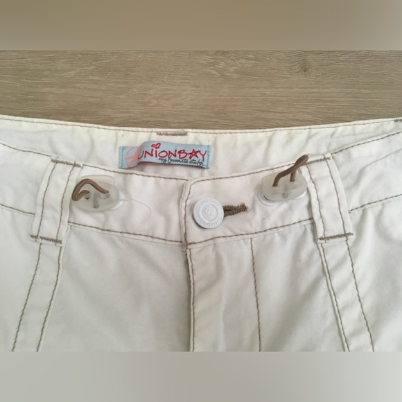 Union Bay Cargo Crop size 0 - Picture 5 of 6